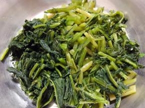 雪里蕻切成小段