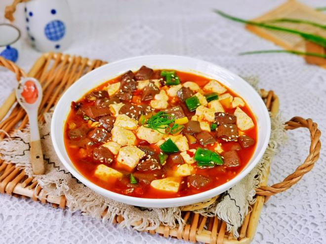 香辣鸭血烩豆腐