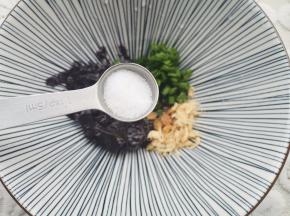 1勺盐备用