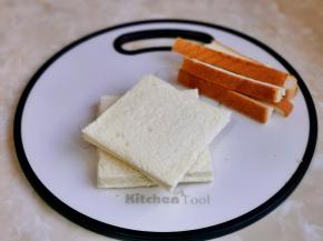 吐司片切掉四边。