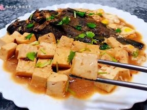 豆腐独有的香味混搭着黑鱼和鹌鹑蛋的鲜美真是太赞啦