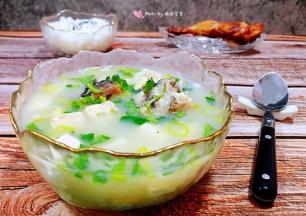 搭配一碗大米饭和一个烤鸡腿就是标配的营养早餐