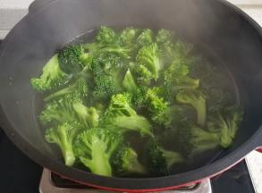 焯水一分钟，