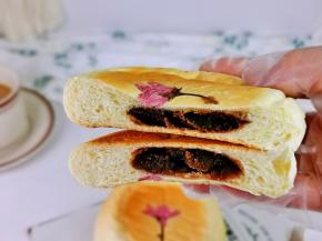 我家宝贝一口气吃三个。