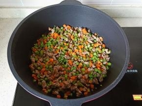 翻炒均匀即可出锅。