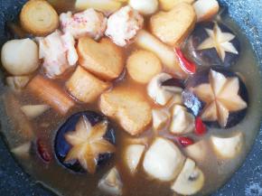 一起煮熟即可。