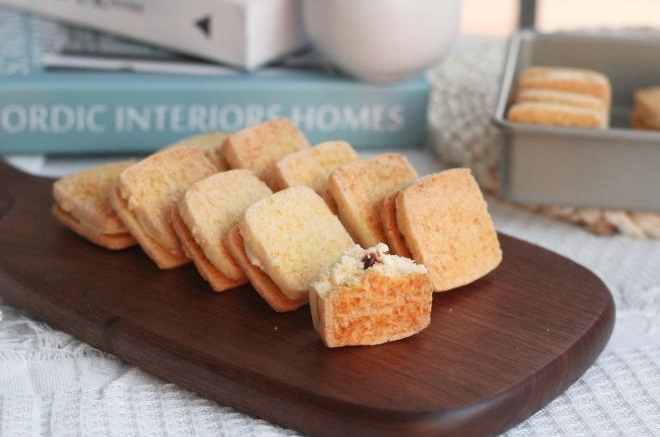 奶酪夹心椰蓉酥