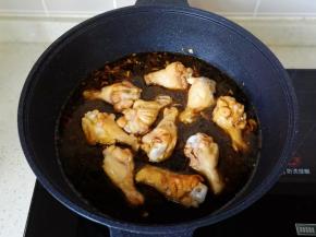 加入适量的开水。