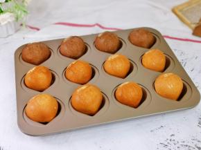 取出脱模即可，我烤了四盘，两盘原味，两盘可可。