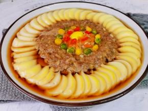 春节餐桌上必不可少的一道菜。