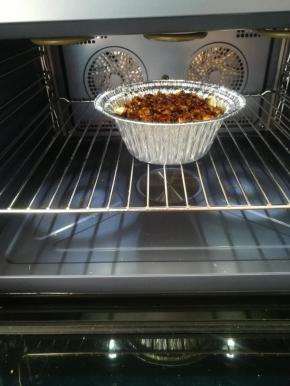 放入烤箱，200℃，烤20分钟。即可