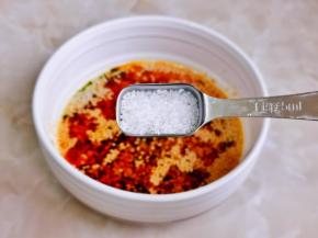 加入白糖不喜欢也可以不加。