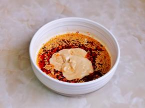 最后加入调好的花生酱。