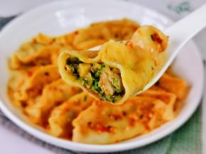 香辣过瘾，皮薄馅大，特别好吃。