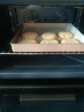 放入烤箱，180℃，20分钟。