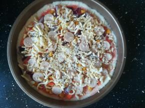 撒上马苏里拉芝士