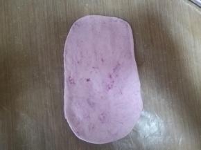 去一个，擀成椭圆形