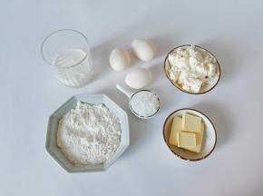 所有食材称重备用。