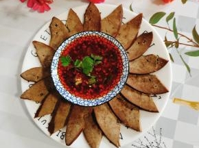 羊肝蘸着料汁儿吃，下酒必备！太美味啦！