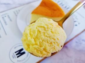 轻乳酪蛋糕可以品尝了，下午茶时光来块乳酪蛋糕，口感丝滑！停不下来的节奏啊！