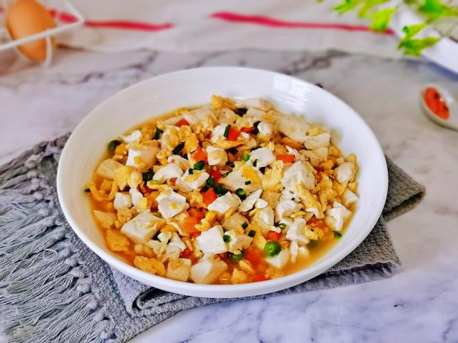 时蔬鸡蛋豆腐