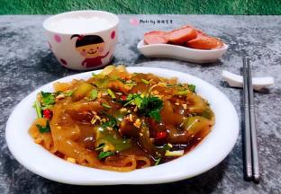 搭配一碗大米饭、香肠一起吃超级棒