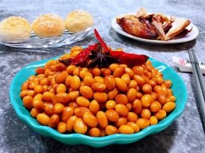 搭配小餐包和烤鸡一起吃超级完美