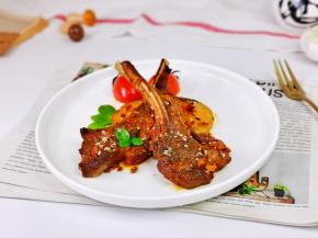 西餐厅的羊排在家轻松做。