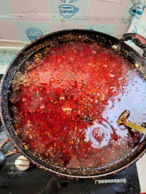 小火慢熬30分钟，记得边熬边搅拌哦！不要让锅底糊了！