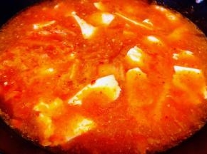 可以添加清水也可以添加高汤噢