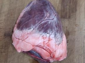 牛心清洗干净备用！