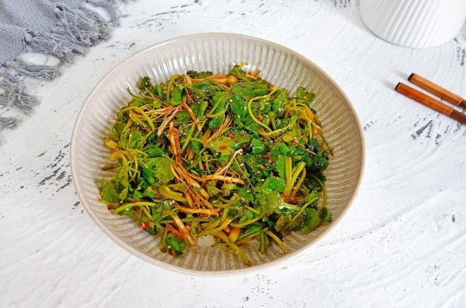 开胃下饭菜【凉拌香菜】
