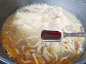 加生抽，盐调味。