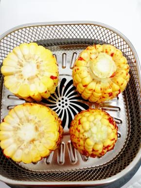 然后放在炸篮中，200度40分钟