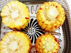 然后放在炸篮中，200度40分钟