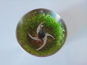 盖上盖子，搅拌两秒就好了。