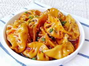 香辣过瘾的饺子就做好了。