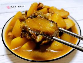 茄子入口即化鲜嫩爽口混搭土豆的软糯让人回味无穷