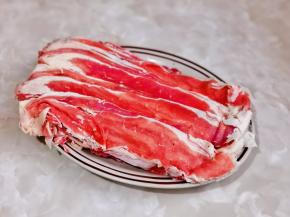 热切牛肉一份。