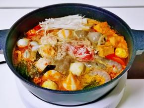 涮火锅不易熟的先煮。
