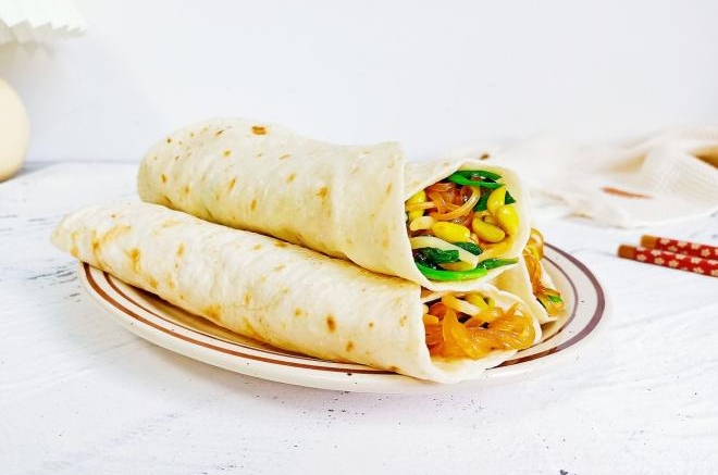 豆芽粉丝卷春饼