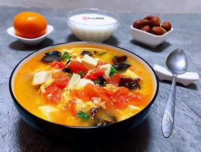 这道美味佳肴的汤是营养丰富的不得了哦