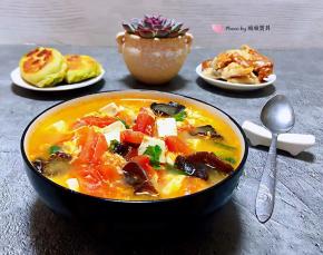 搭配烧鸡和韭菜盒一起吃超级美味