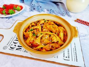 酸辣开胃的馄饨就可以开始吃了。