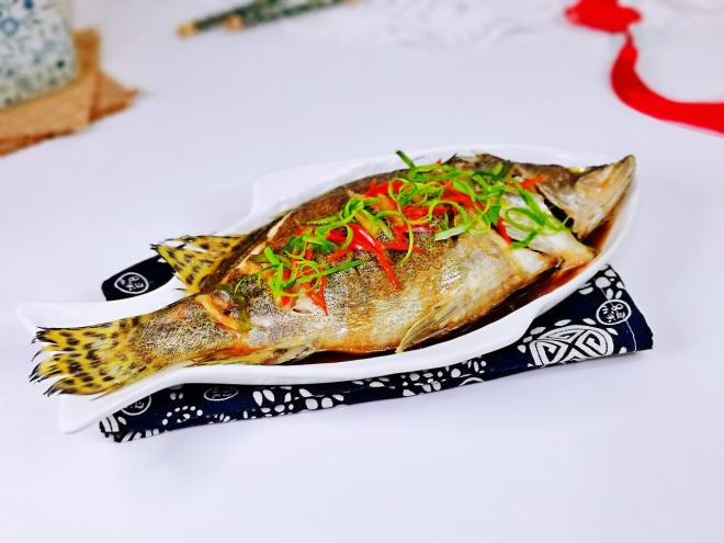 轻盐原汁蒸桂鱼