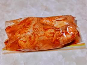 装食品袋中入冰箱冷藏腌制过夜。