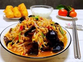 搭配牛奶、油条和甜桔一起吃太棒了