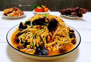 混搭烤鸡和卤猪蹄真是营养爆棚