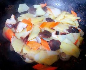 炒至完全入味即可出锅享用