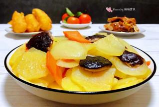 水果和肉肉是每餐不能缺少滴哦
